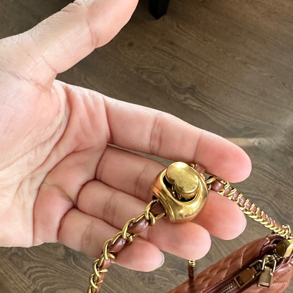 Quilted Brown Adjustable Chain Shoulder Crossbody Bag - Picture 3 of 6